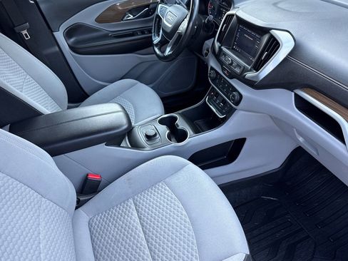 Used 2018 GMC Terrain SLE FWD image 17