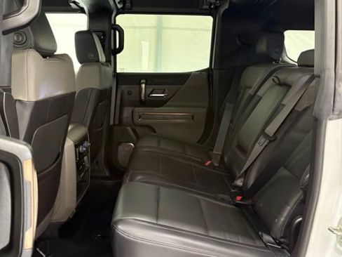 Used 2025 GMC Hummer EV 2X w/ LPO, Cargo Utility Package AWD/4WD image 20