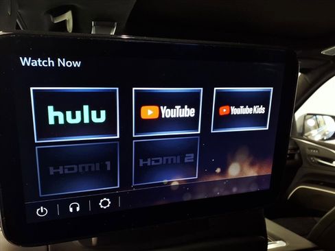 Used 2023 Cadillac Escalade Sport Platinum w/ LPO, ONYX Package image 15