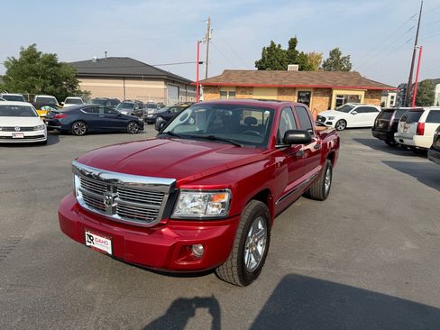 Used 2008 Dodge Dakota Laramie w/ Trailer Tow Group AWD/4WD image 2