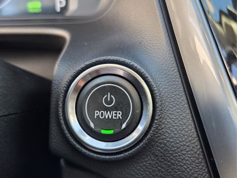 Used 2023 Chevrolet Bolt EUV LT w/ Convenience Package FWD image 25