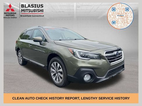 Used 2019 Subaru Outback 2.5i Touring AWD/4WD image 1