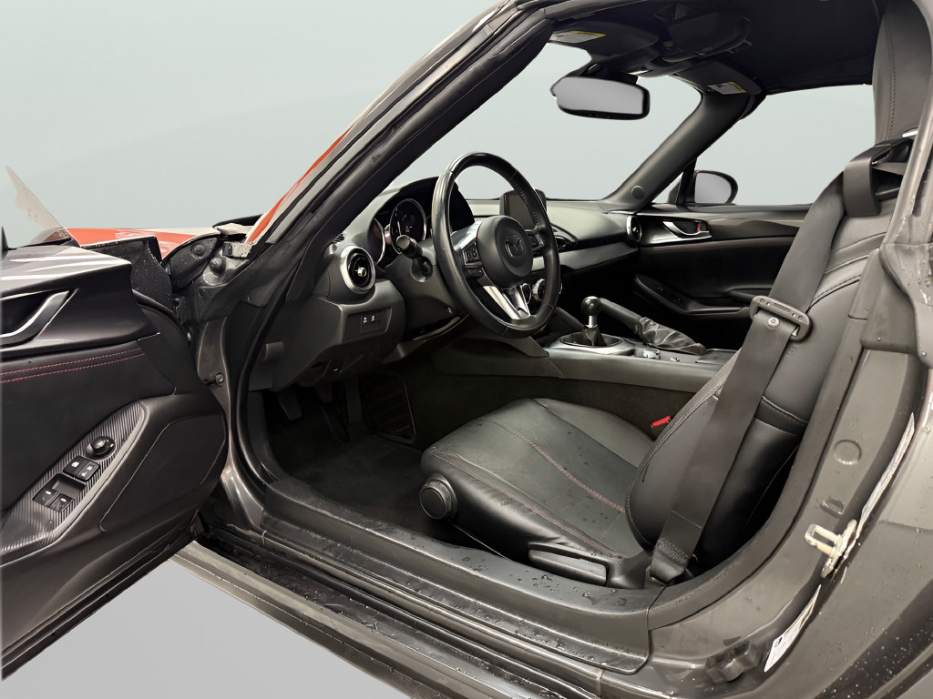 Used 2019 MAZDA MX-5 Miata Grand Touring w/ GT-S Package RWD image 10