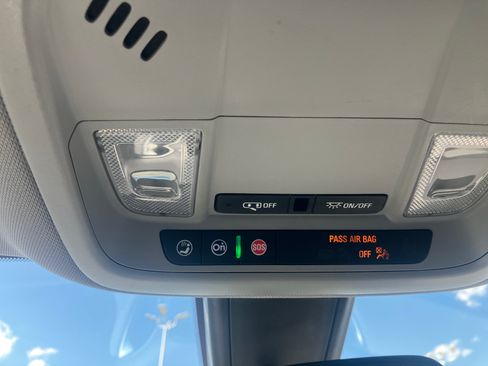 Used 2022 Chevrolet Malibu LT FWD image 25