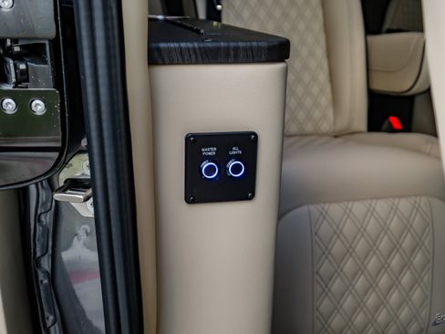 Used 2025 Mercedes-Benz Sprinter 3500 image 69