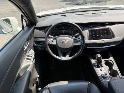 Used 2021 Cadillac XT4 Premium Luxury w/ Cold Weather Package FWD image 19