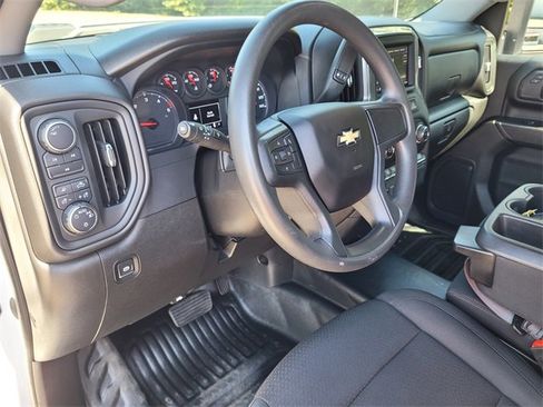 Used 2024 Chevrolet Silverado 2500 W/T image 22
