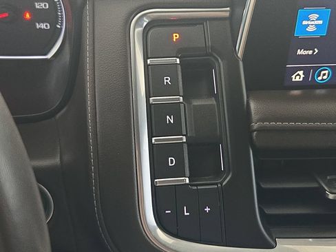 Used 2021 Chevrolet Tahoe Z71 AWD/4WD image 21