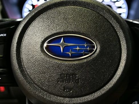 Used 2025 Subaru Forester Limited AWD/4WD image 45