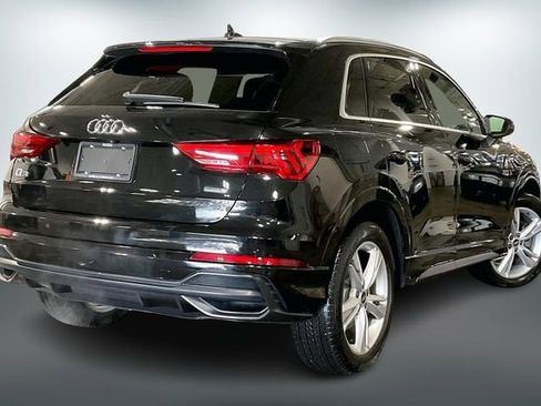 Certified 2022 Audi Q3 2.0T Premium w/ Convenience Package image 13