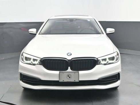 Used 2019 BMW 530e w/ Convenience Package RWD image 10