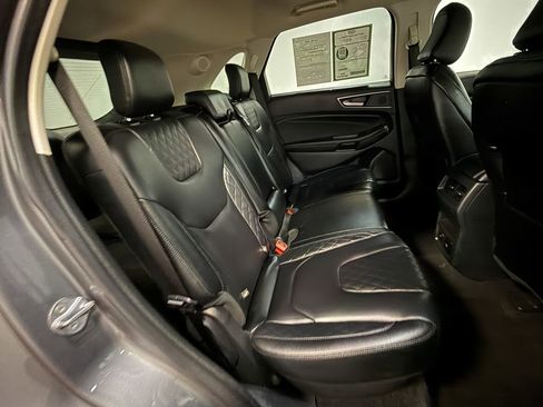 Used 2024 Ford Edge Titanium image 14