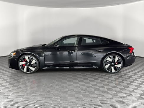 New 2026 Audi S e-tron GT Prestige image 2