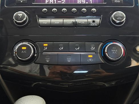 Used 2014 Nissan Altima 2.5 S FWD image 27