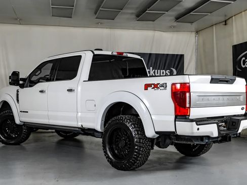 Used 2022 Ford F250 Platinum w/ FX4 Off-Road Package AWD/4WD image 11