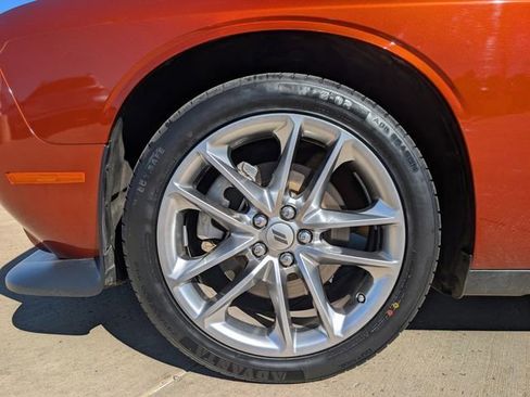 Used 2022 Dodge Challenger GT image 11