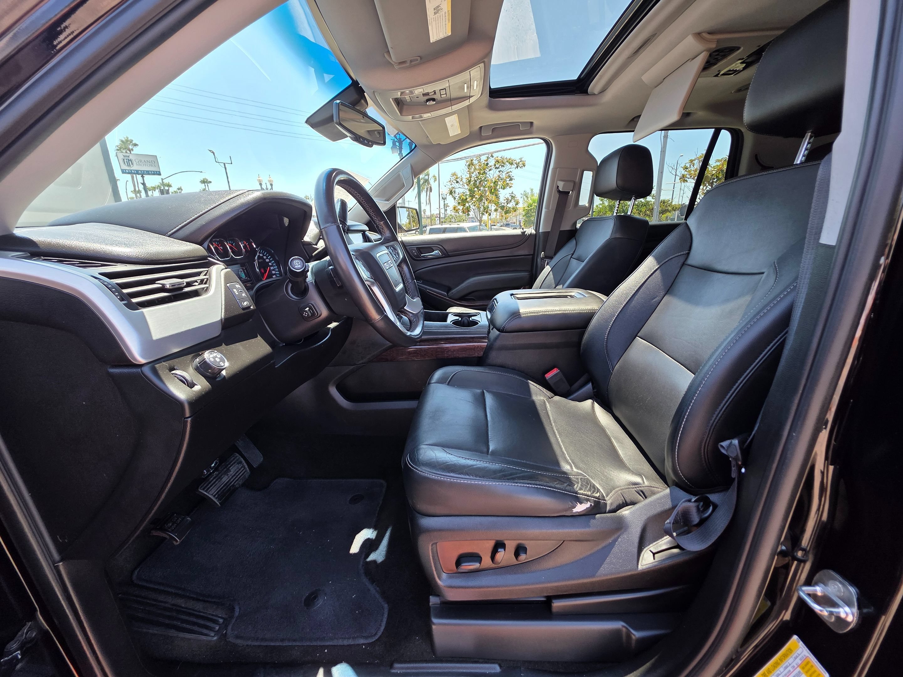 Used 2018 GMC Yukon SLT w/ Open Road Package RWD image 19