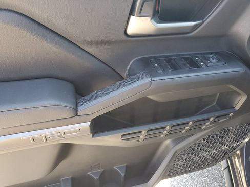 New 2026 Toyota Tacoma TRD Off-Road AWD/4WD image 19