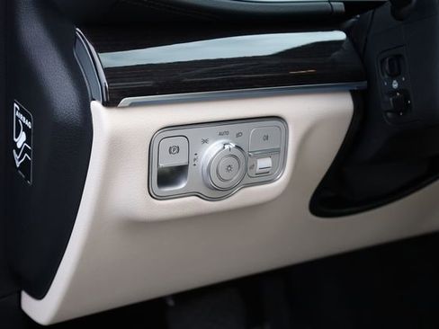 Used 2022 Mercedes-Benz GLS 450 GLS 450 image 14