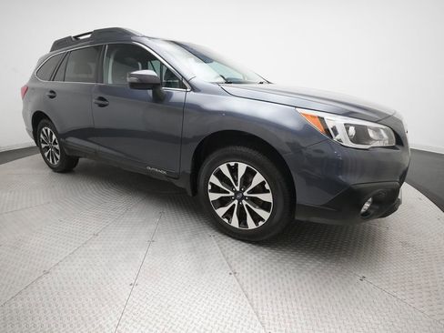 Used 2017 Subaru Outback 2.5i Limited AWD/4WD image 38