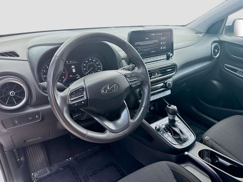 Used 2023 Hyundai Kona SEL w/ Convenience Package FWD image 9