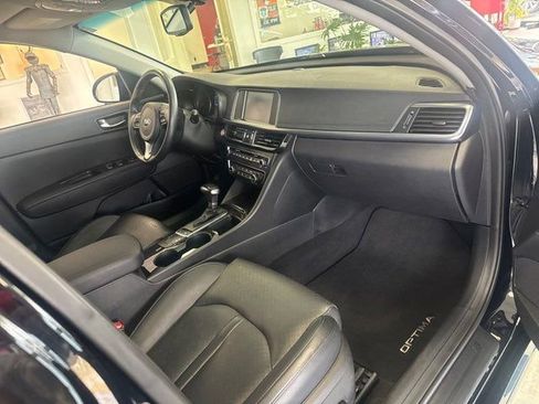 Used 2016 Kia Optima EX w/ Premium Package image 13