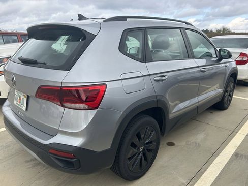 Used 2024 Volkswagen Taos S image 10