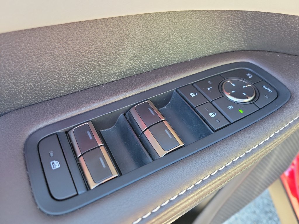 Used 2025 Lexus RX 350 AWD w/ Convenience Package image 18