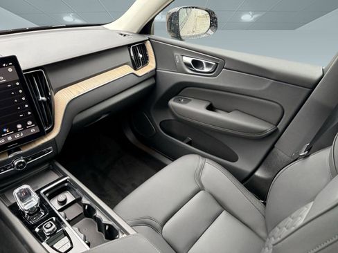 Used 2026 Volvo XC60 B5 Plus w/ Protection Package Premier image 23