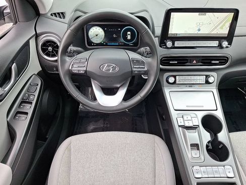 Used 2023 Hyundai Kona SEL FWD image 11