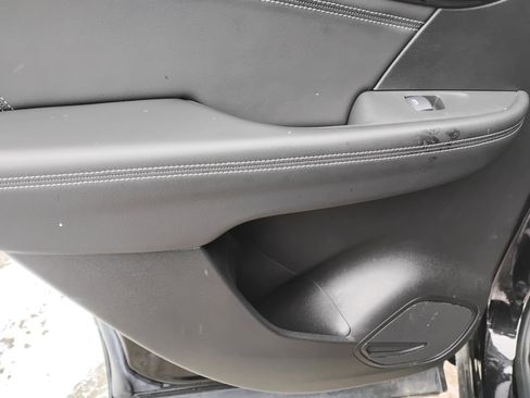 Used 2023 Buick Envision Preferred w/ Sport Touring Package image 16