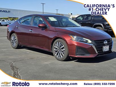 Used 2023 Nissan Altima 2.5 SV