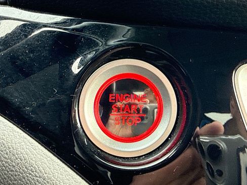 Used 2019 Honda Pilot Elite image 30