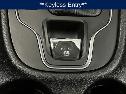 Used 2022 Jeep Cherokee Latitude Lux image 12