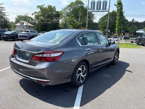 Used 2017 Honda Accord LX image 6