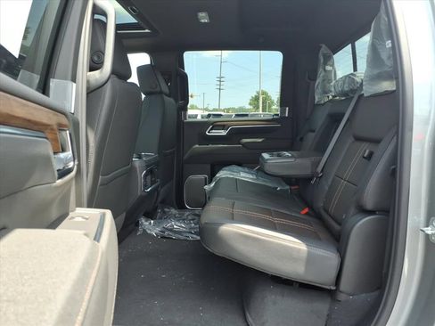 New 2026 Chevrolet Silverado 3500 High Country w/ High Country Premium Package AWD/4WD image 14