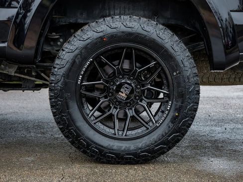 Used 2022 Ford F350 XLT w/ XLT Premium Package image 64