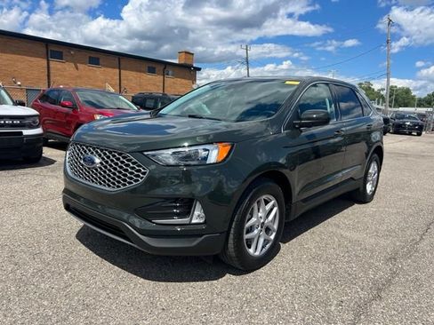 Certified 2024 Ford Edge SEL w/ Convenience Package AWD/4WD image 28