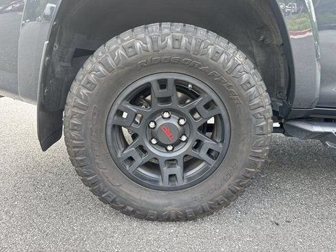 Used 2024 Toyota 4Runner TRD Off-Road Premium w/ Moonroof Package AWD/4WD image 20