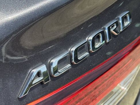 Used 2019 Honda Accord EX-L image 11