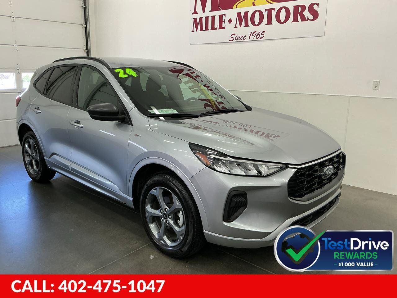 Used 2024 Ford Escape ST-Line w/ Tech Pack #1 AWD/4WD image 1