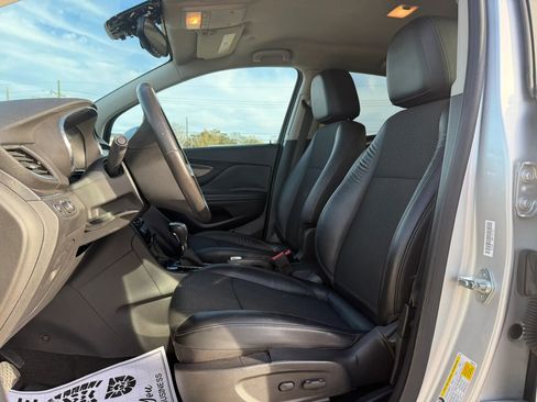 Used 2017 Buick Encore Preferred image 9