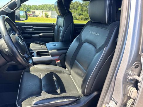 Used 2021 RAM 1500 Laramie AWD/4WD image 30
