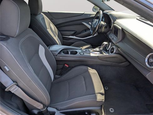 Used 2023 Chevrolet Camaro LT RWD image 10