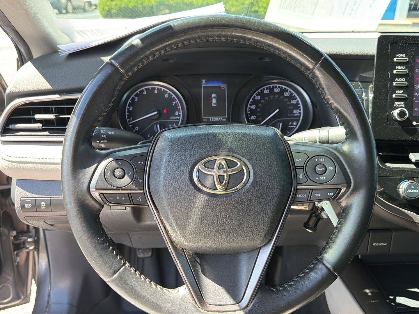 Used 2021 Toyota Camry SE FWD image 20