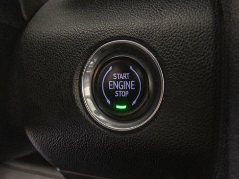 Used 2024 GMC Acadia Elevation image 25