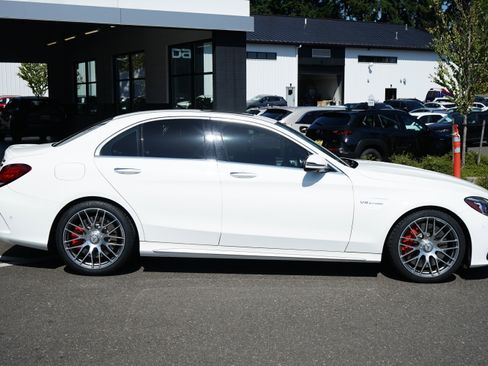 Used 2020 Mercedes-Benz C 63 AMG S image 2