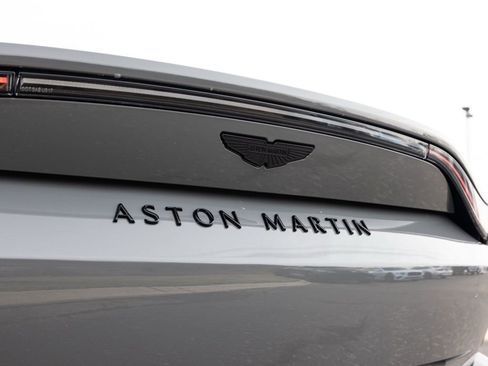 Used 2025 Aston Martin V8 Vantage Coupe image 47