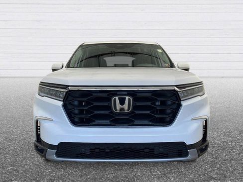 New 2025 Honda Pilot EX-L image 10