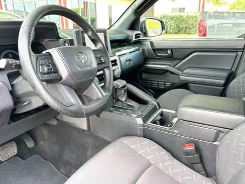Used 2025 Toyota Tacoma SR5 RWD image 18
